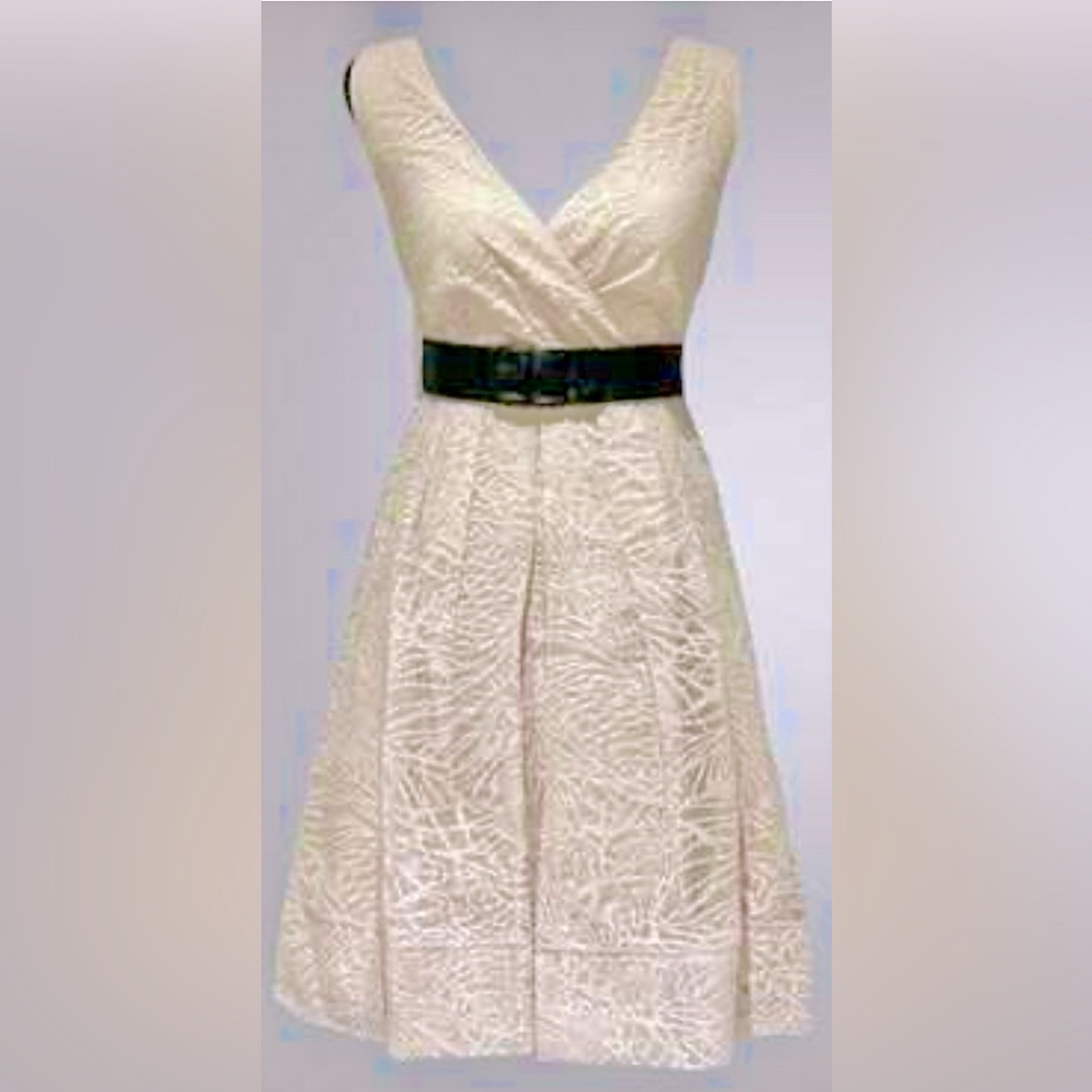 Diane Von Furstenberg Sleeveless Ringwald Peach Burnout Dress Faux Leather Belt